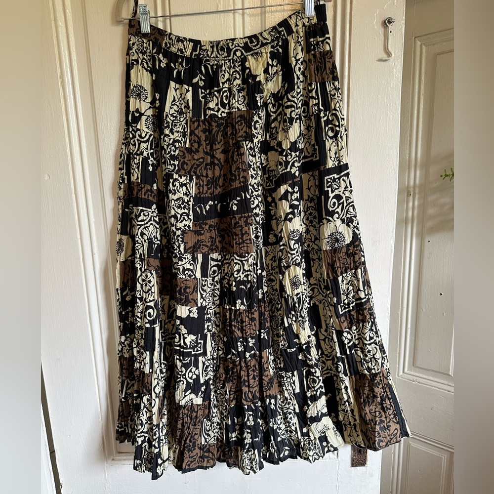 Vintage cotton Boho Patchwork Printed Maxi Skirt in Black, Cream & Brown size M